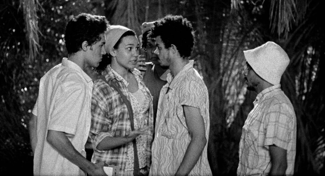 EoN-still-300dpi-240415-03